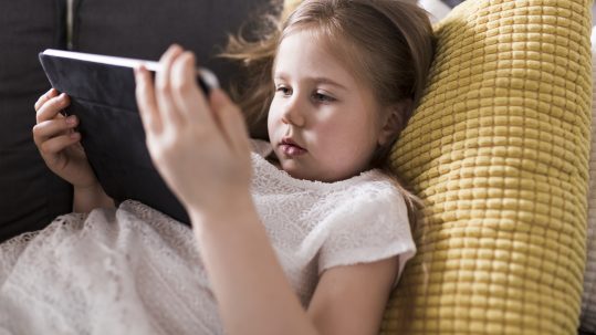 adicción pantallas niños y adolescentes